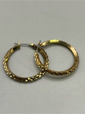 Vintage Gold Tone Diamond Cut Textured Hoop Earrings | Medium 1.25" Statement
